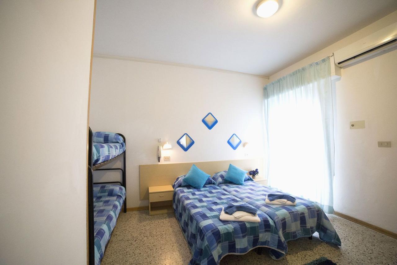 Hotel Tv Римини Экстерьер фото