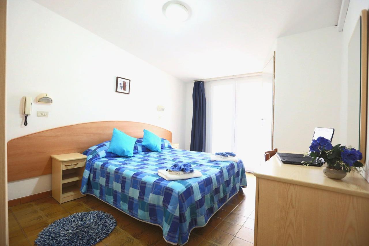 Hotel Tv Римини Экстерьер фото